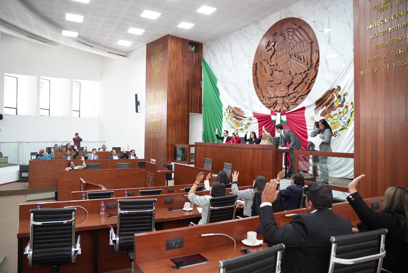 Declara Congreso del Estado aprobado el Decreto 285 de reforma a la Constitución local